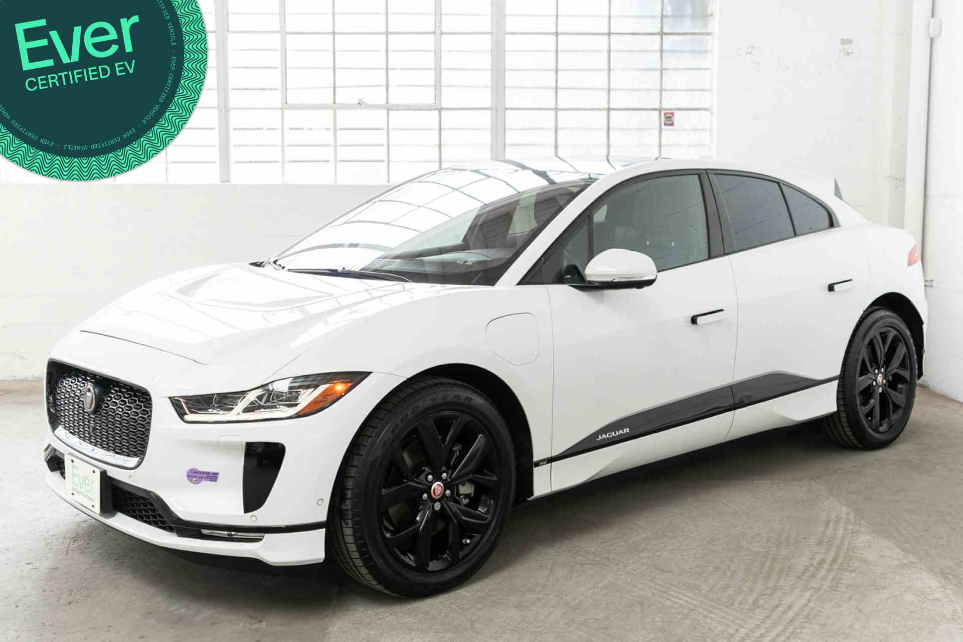 Jaguar I-Pace | EverCar's Co. on EverCars Co.