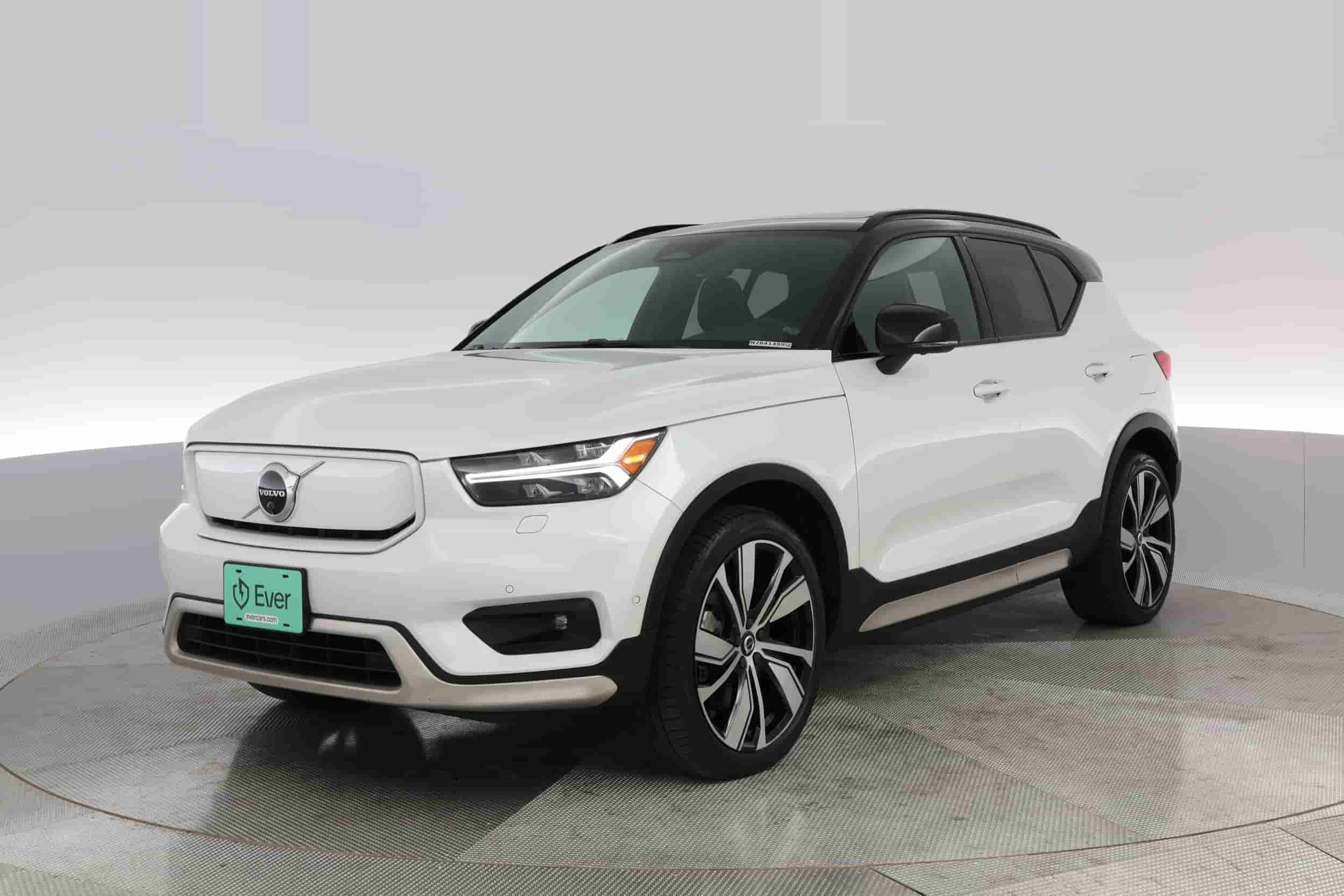 Volvo XC40 Recharge | EverCar's Co. on EverCars Co.