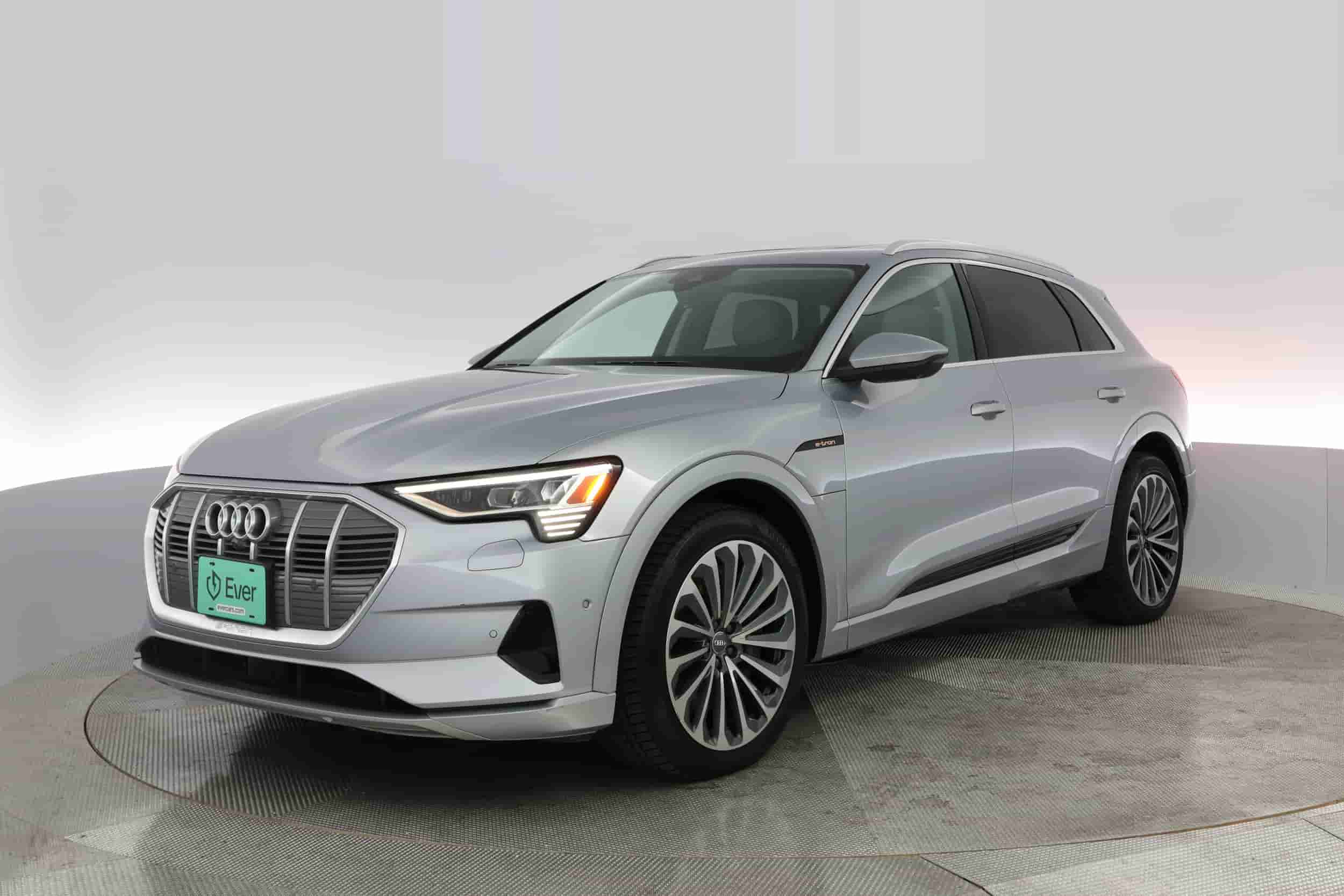 Audi e-tron | EverCar's Co. on EverCars Co.