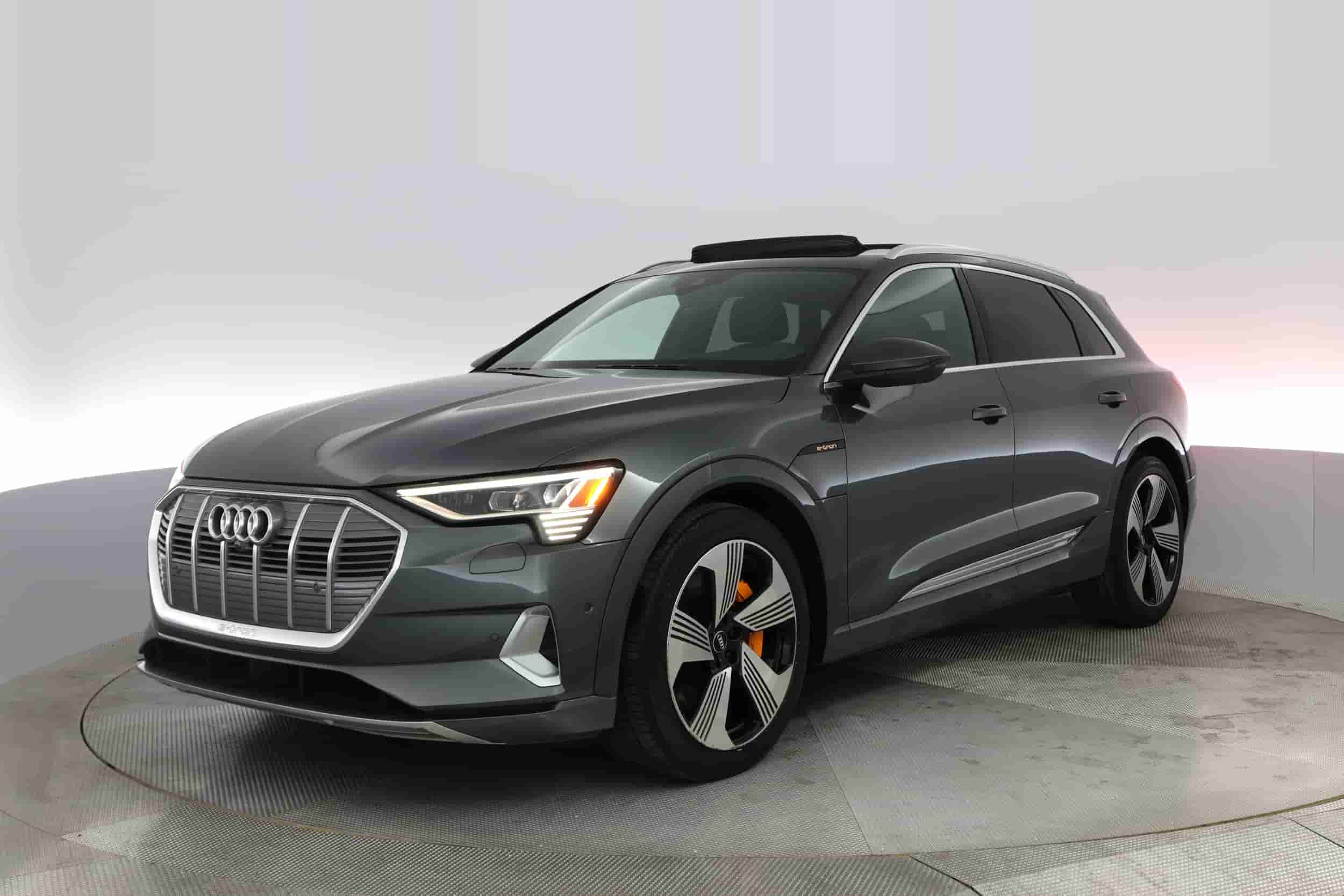 Audi e-tron | EverCar's Co. on EverCars Co.