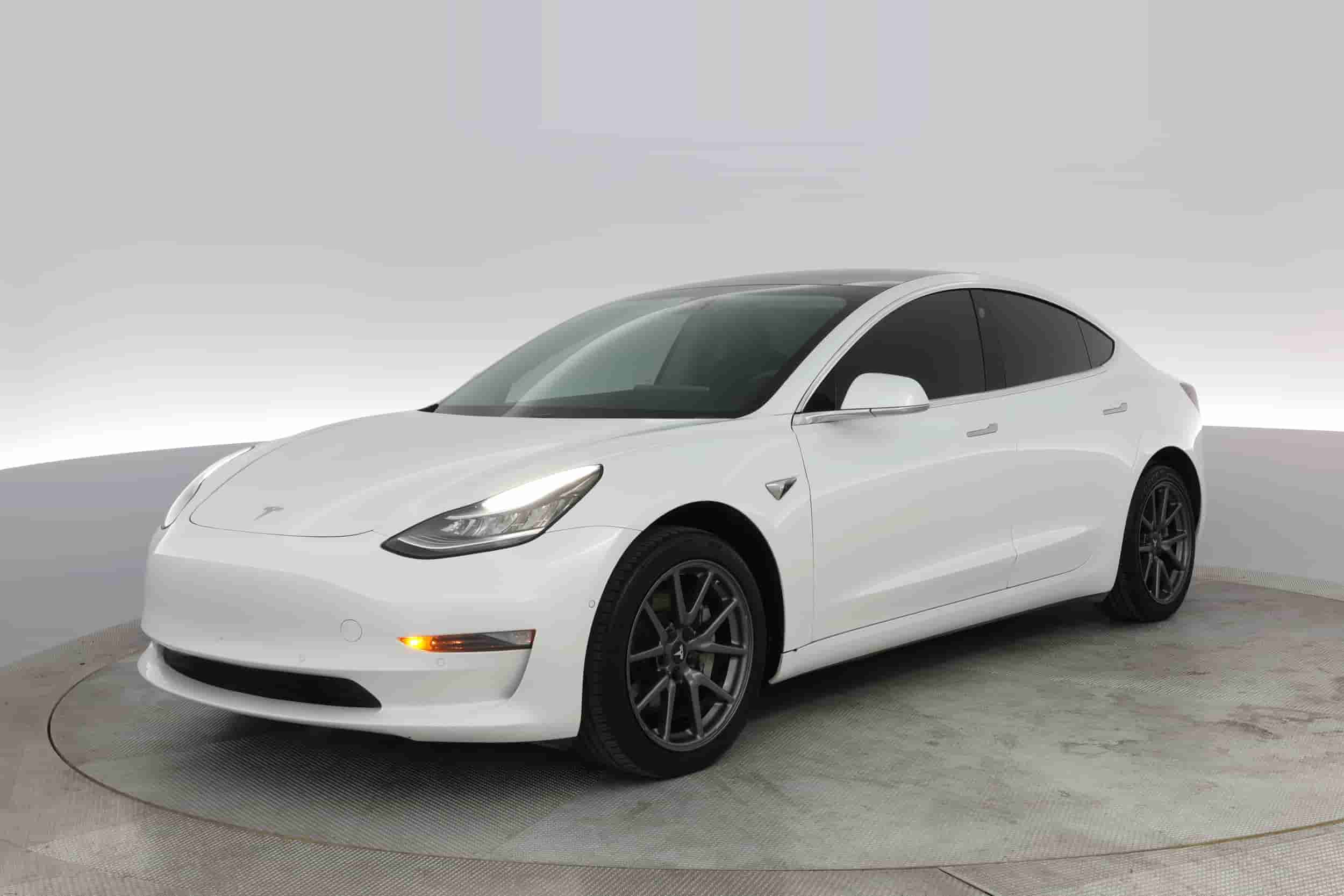 Tesla Model 3 | EverCar's Co. on EverCars Co.