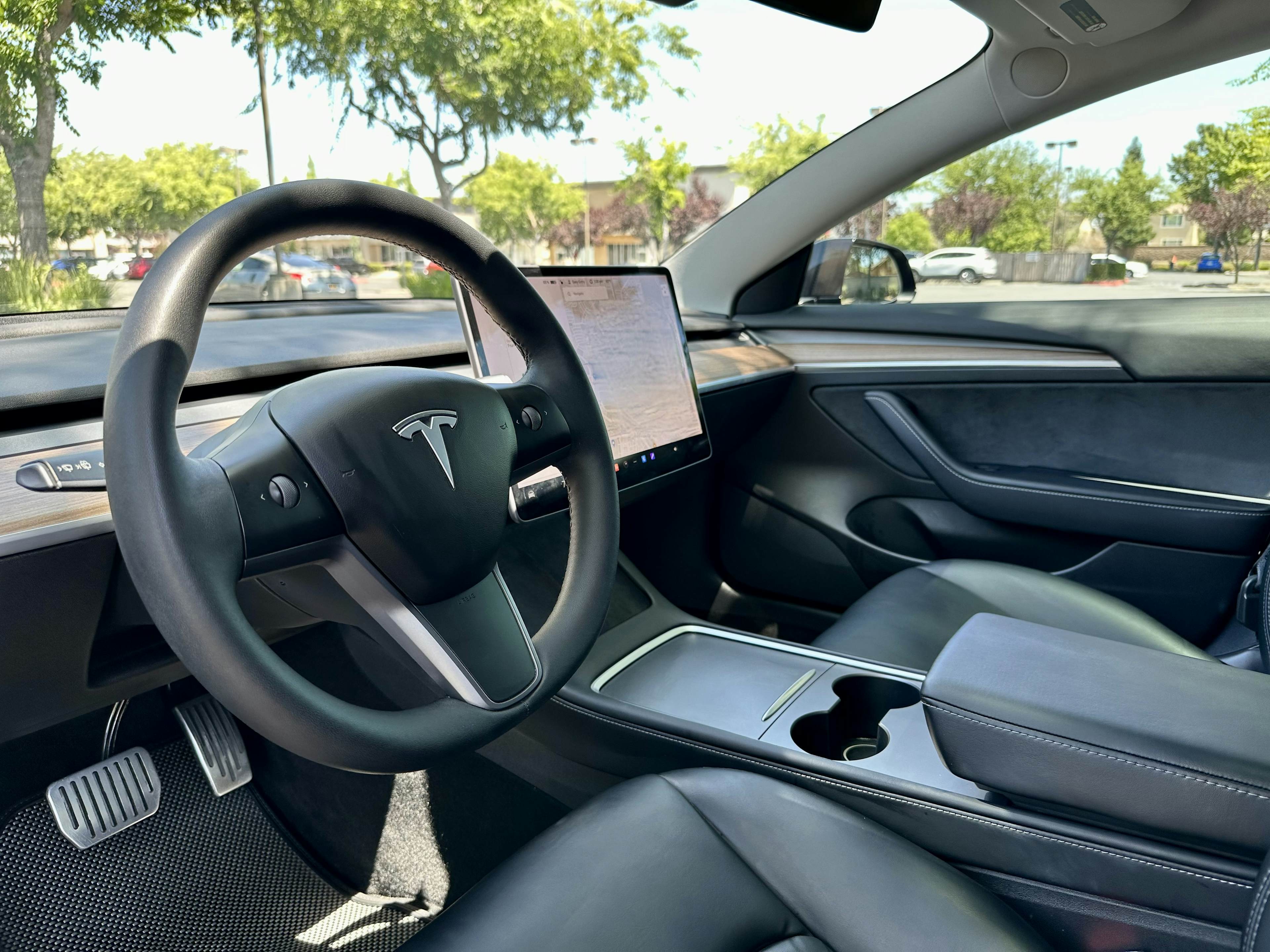 EverCar's Co. extra vehicle's image for Tesla Model 3 - 2021 Standard Range Plus RWD on EverCars Co.