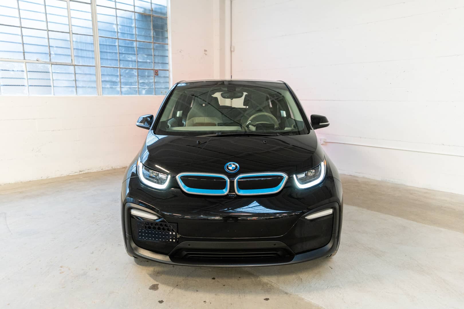 EverCar's Co. vehicle image for BMW i3 - 2020 Mega World on EverCars Co.