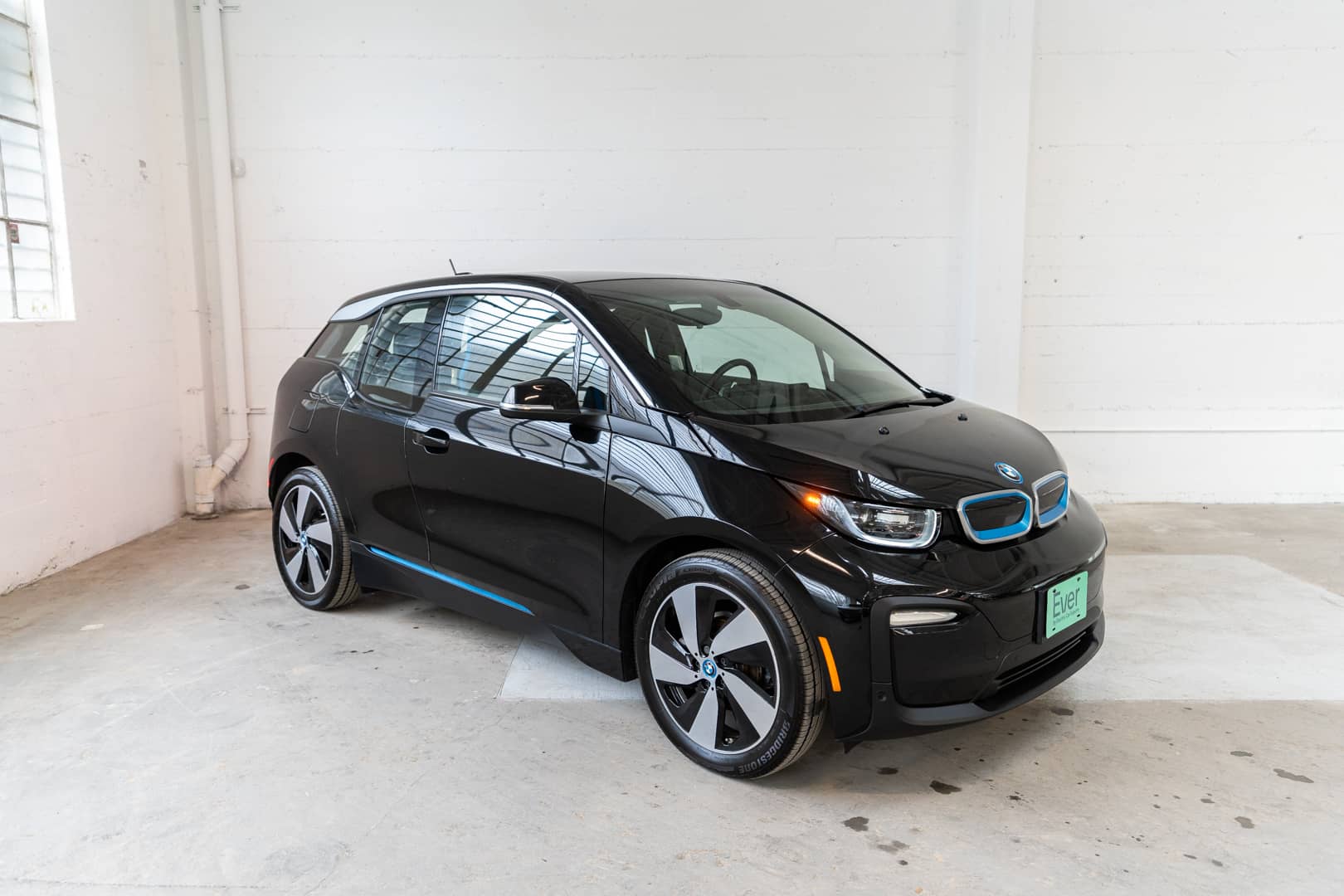 EverCar's Co. vehicle image for BMW i3 - 2021 Deka World on EverCars Co.