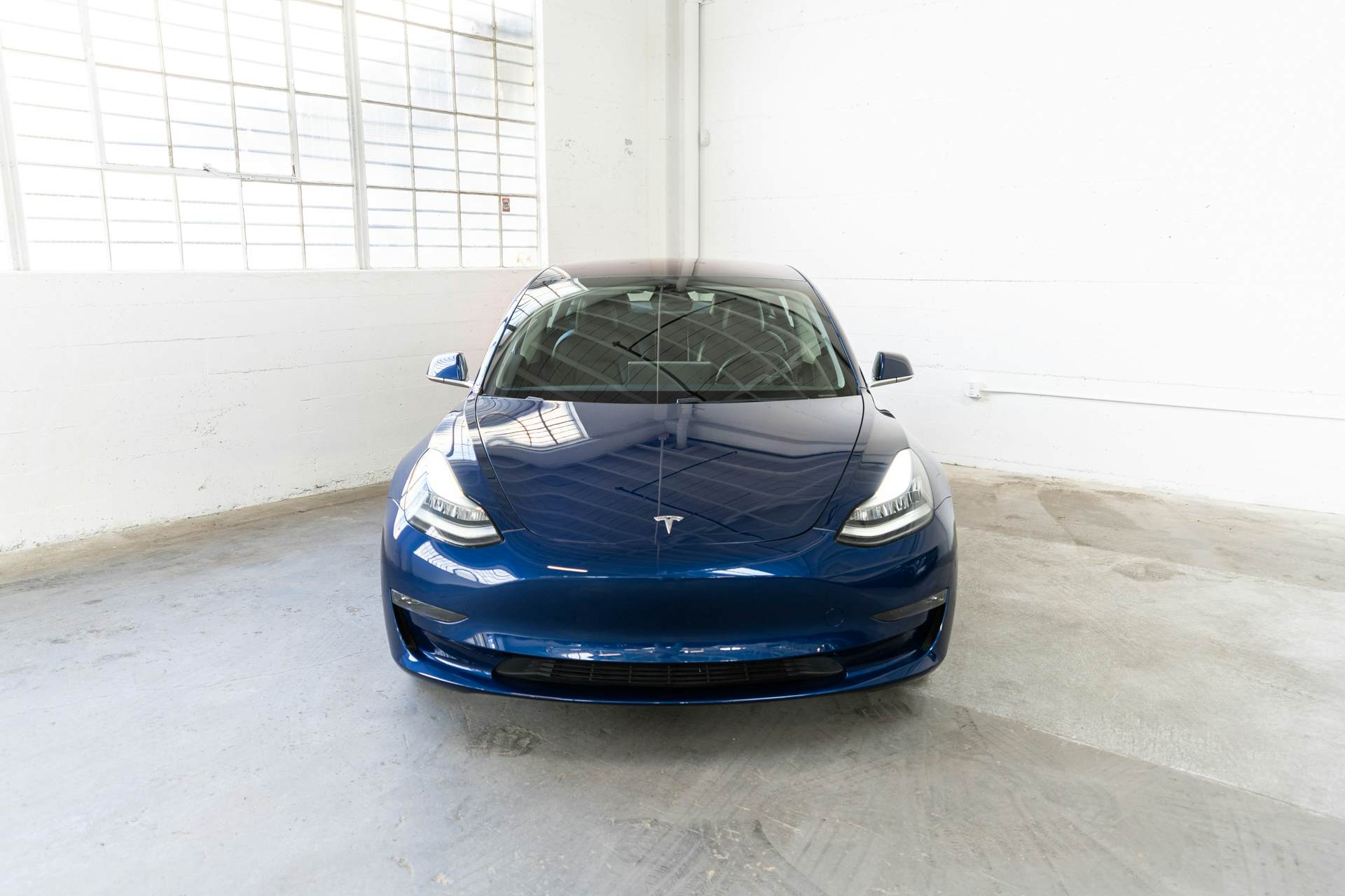 EverCar's Co. extra vehicle's image for Tesla Model 3 - 2018 Mid Range on EverCars Co.