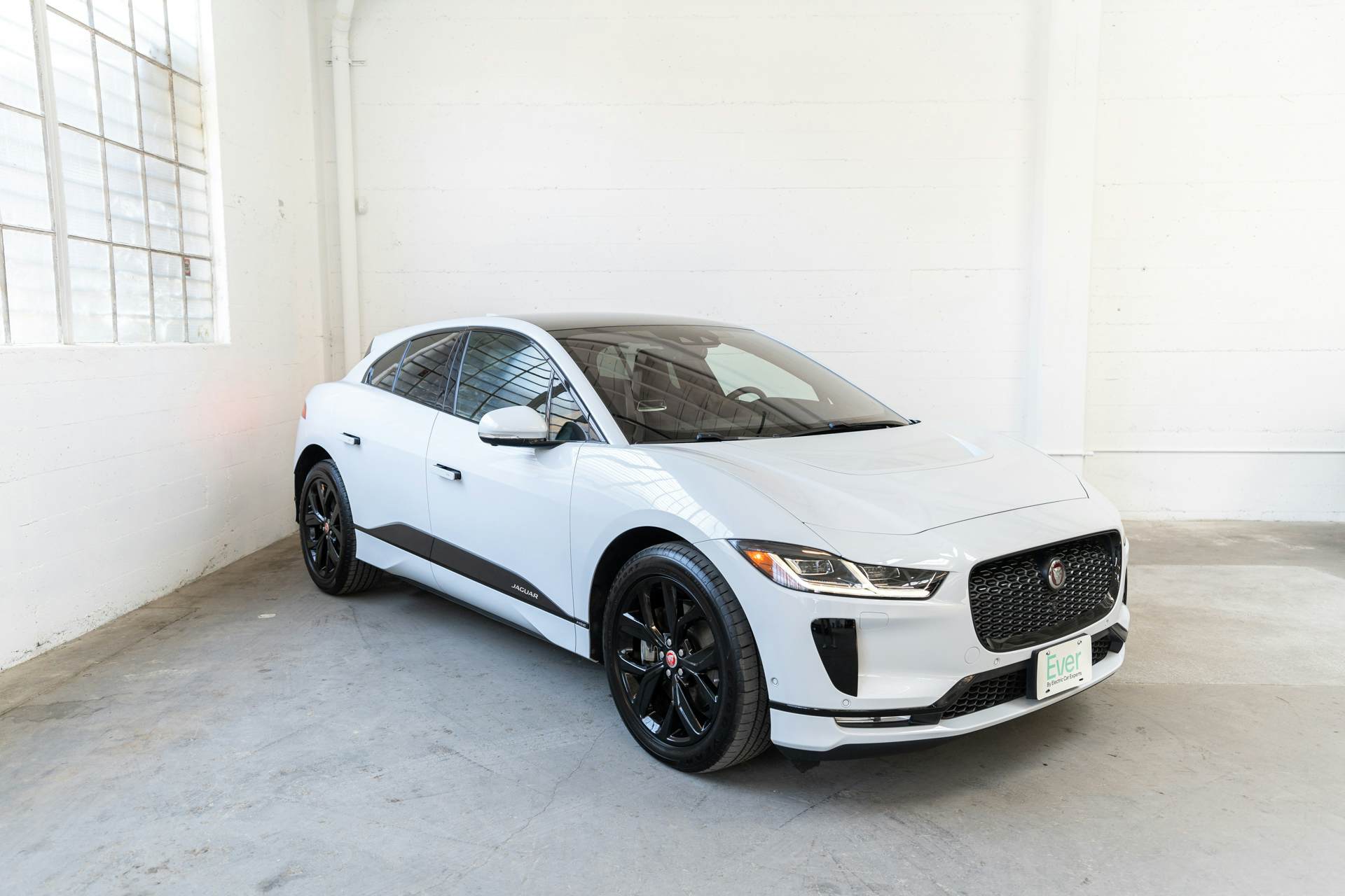 EverCar's Co. extra vehicle's image for Jaguar I-Pace - 2019 First Edition on EverCars Co.