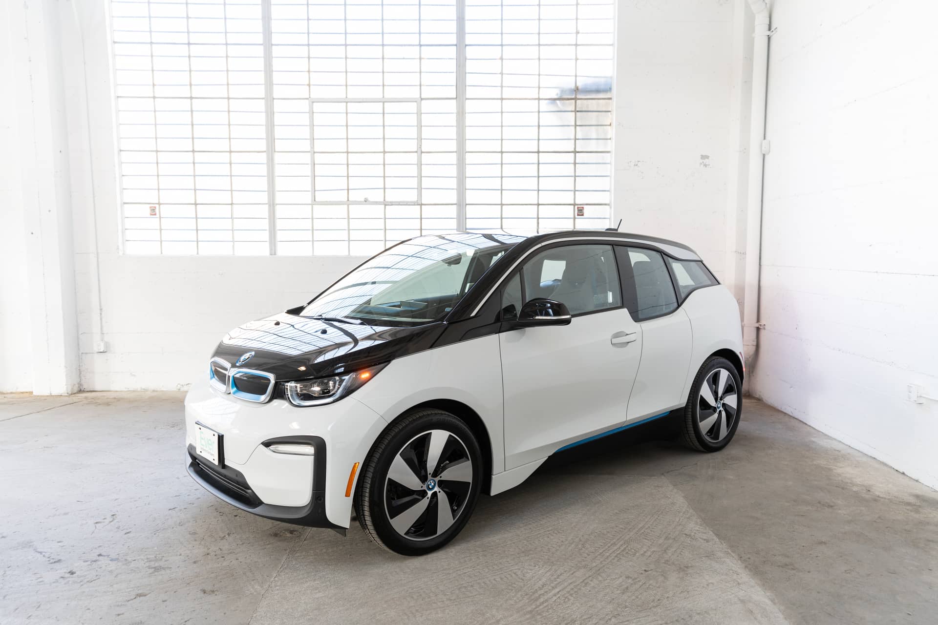 EverCar's Co. vehicle image for BMW i3 - 2021 Deka World on EverCars Co.