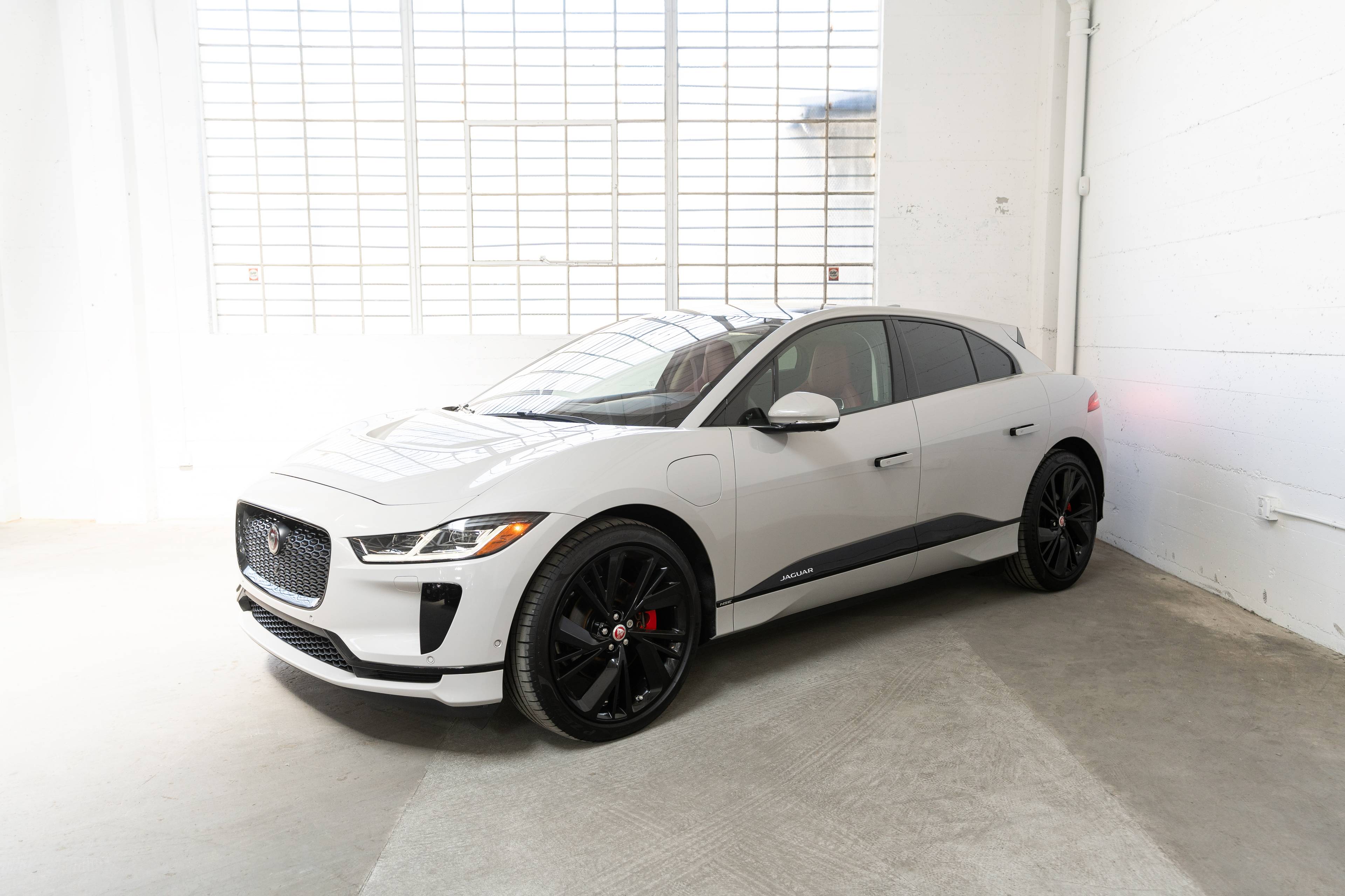 EverCar's Co. extra vehicle's image for Jaguar I-Pace - 2019 HSE on EverCars Co.