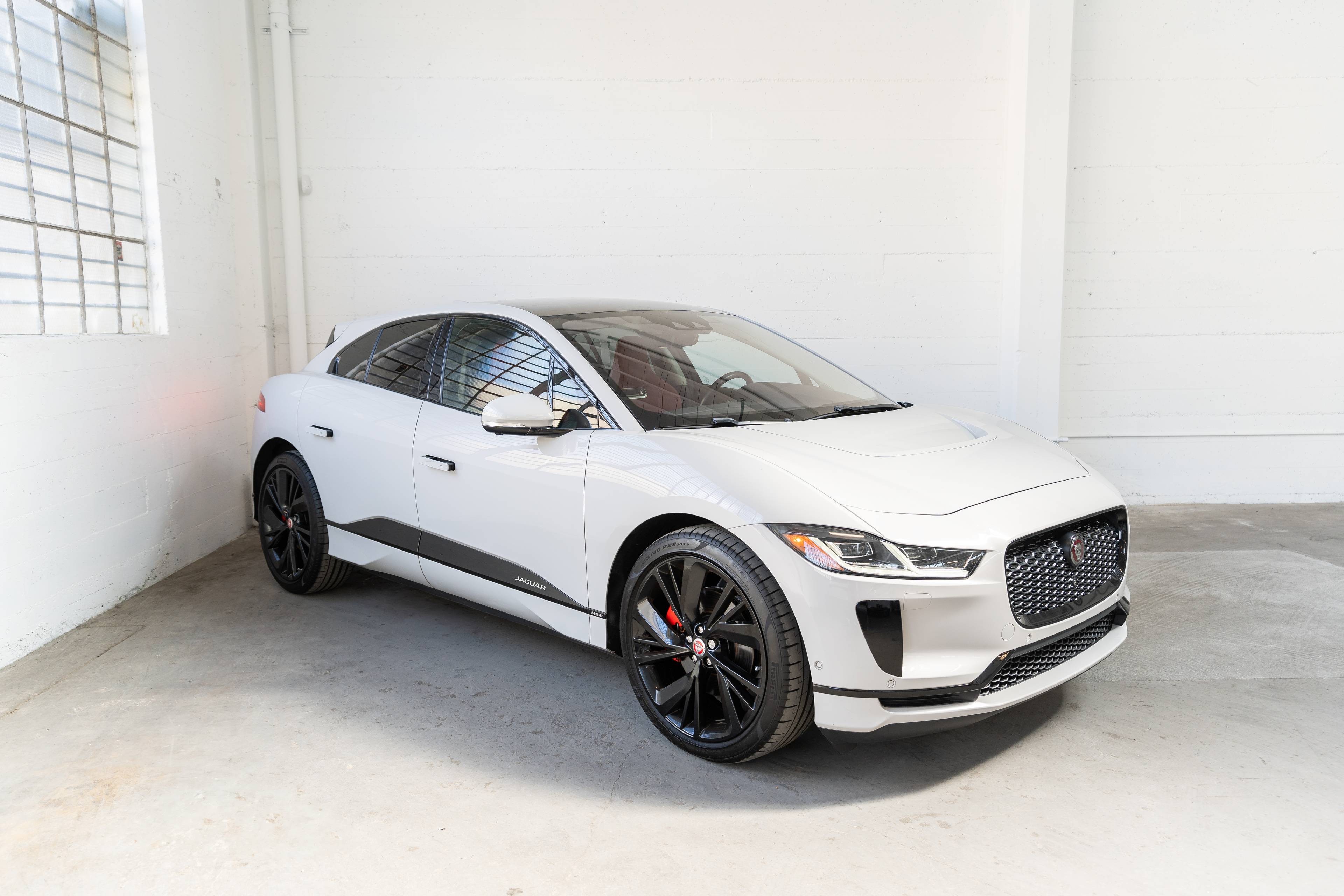 EverCar's Co. extra vehicle's image for Jaguar I-Pace - 2019 HSE on EverCars Co.