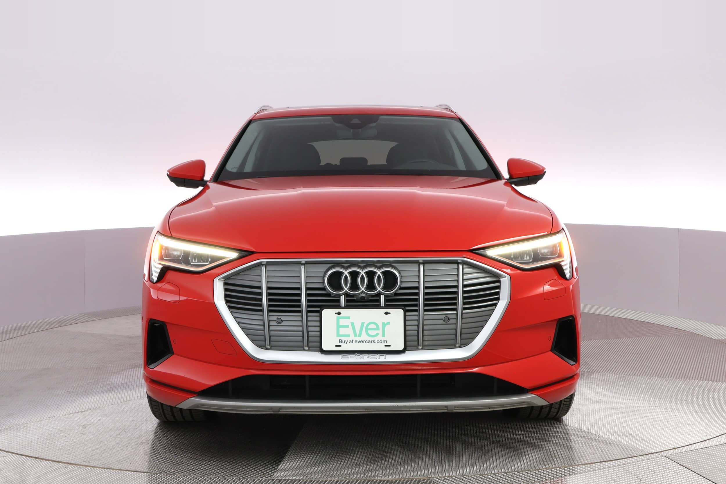 EverCar's Co. vehicle image for Audi e-tron - 2019 Premium Plus on EverCars Co.