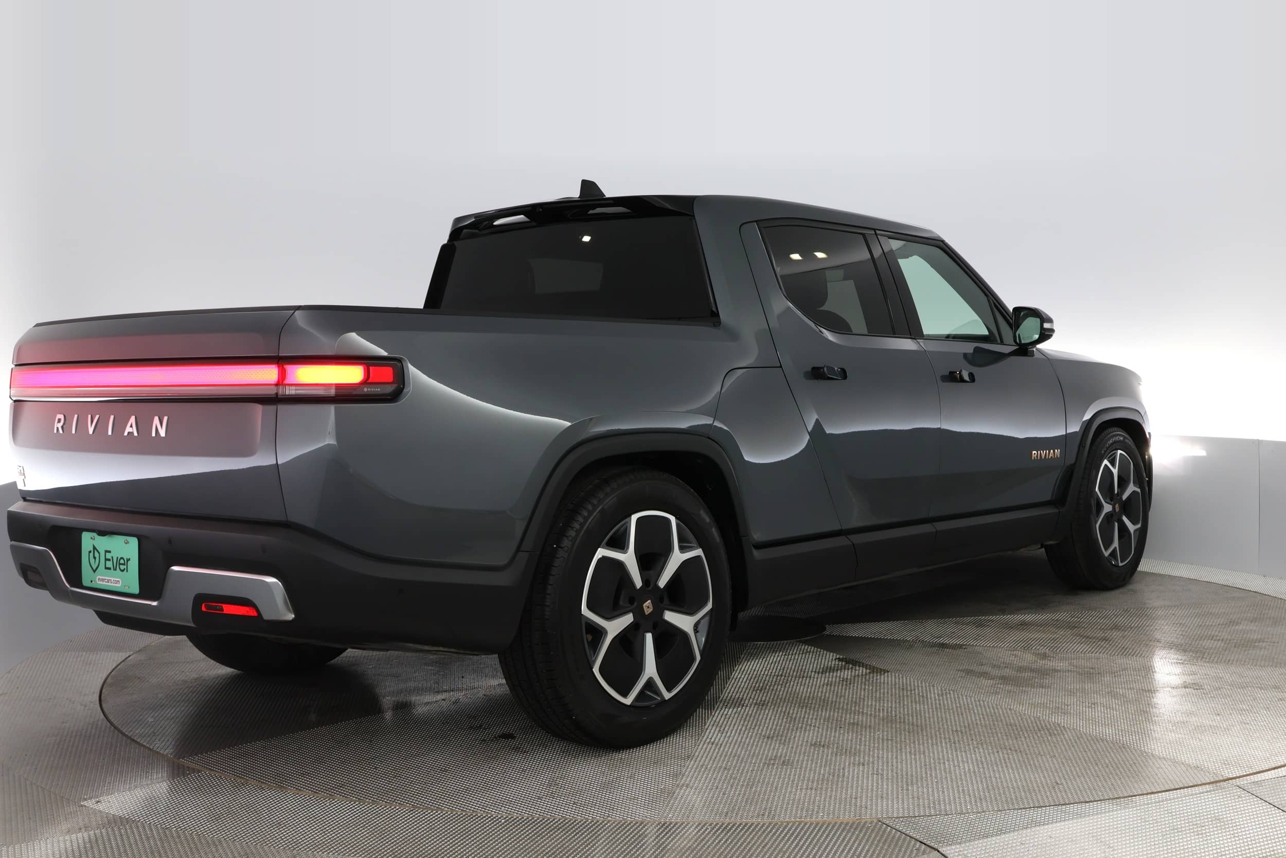 EverCar's Co. vehicle image for Rivian R1T - 2022 Adventure on EverCars Co.