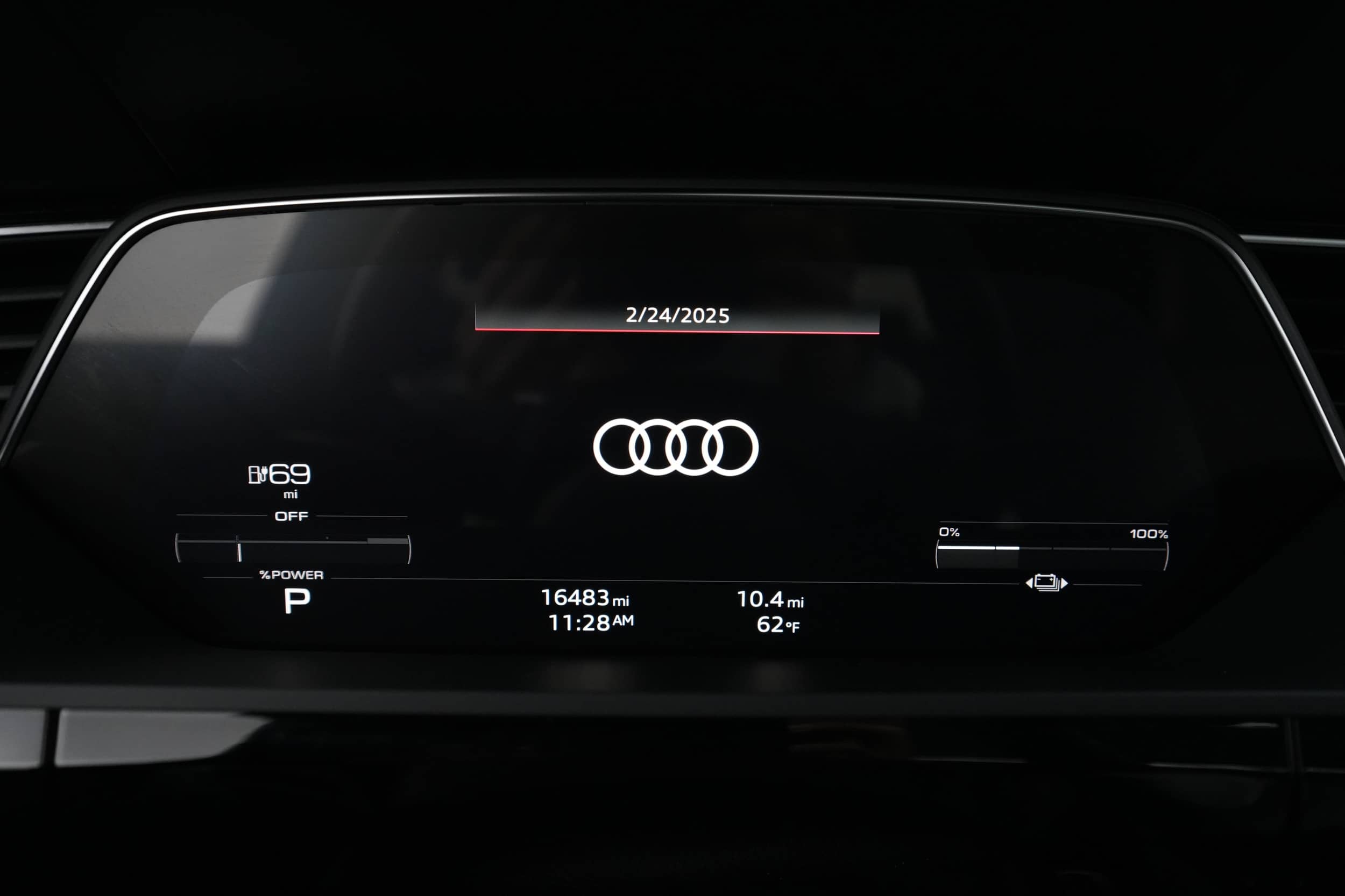 EverCar's Co. vehicle image for Audi e-tron - 2022 Chronos on EverCars Co.