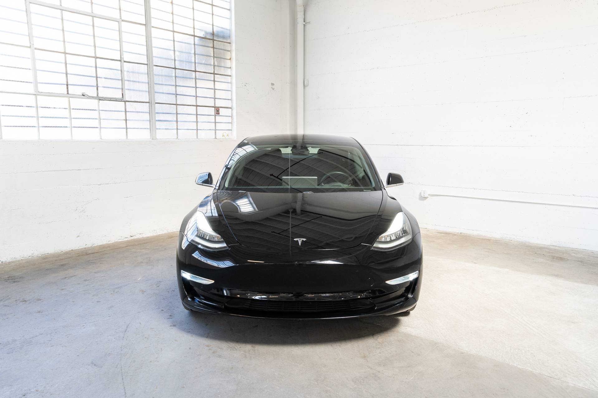 EverCar's Co. extra vehicle's image for Tesla Model 3 - 2019 Standard Range Plus on EverCars Co.