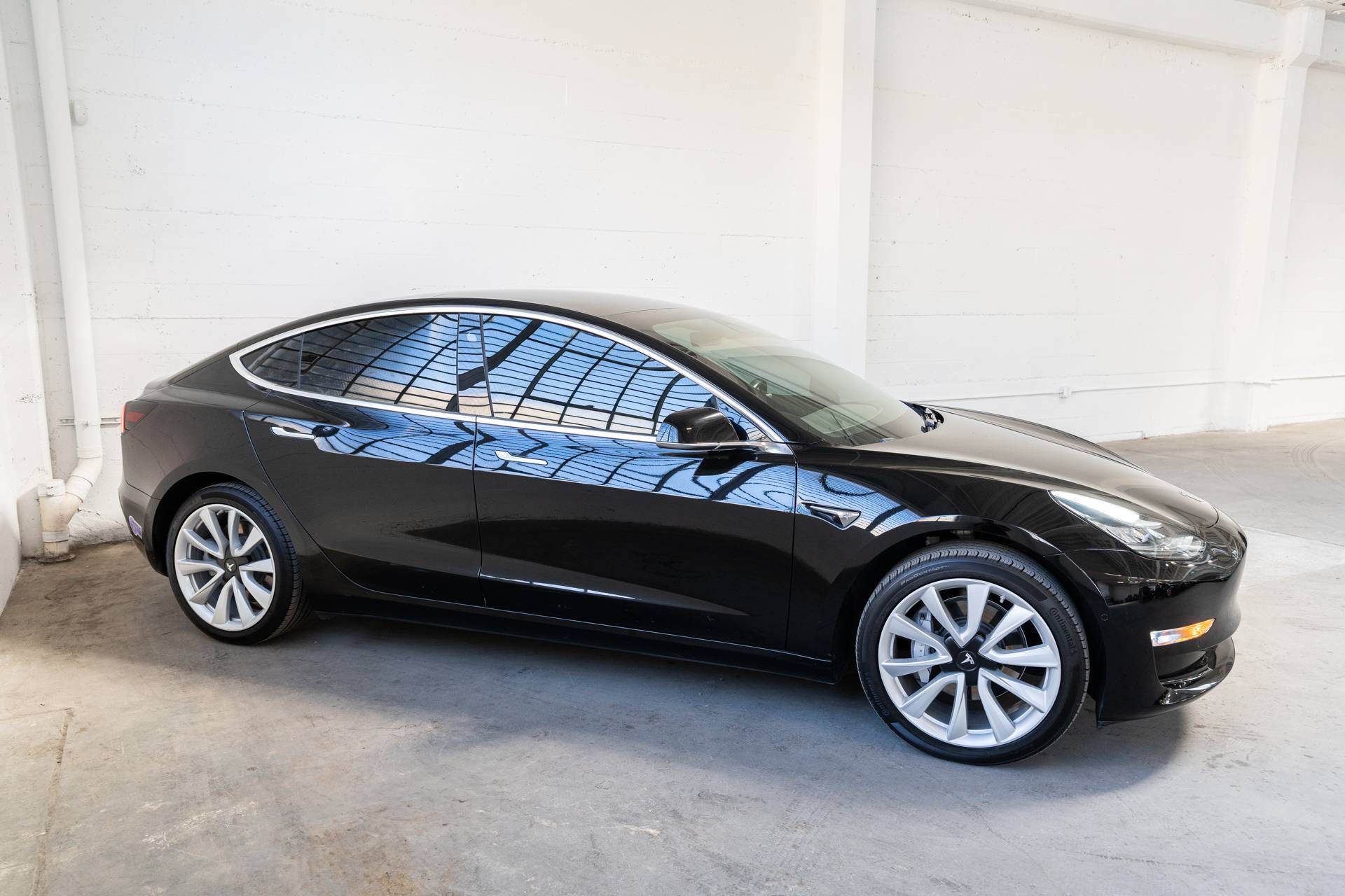 EverCar's Co. extra vehicle's image for Tesla Model 3 - 2019 Standard Range Plus on EverCars Co.