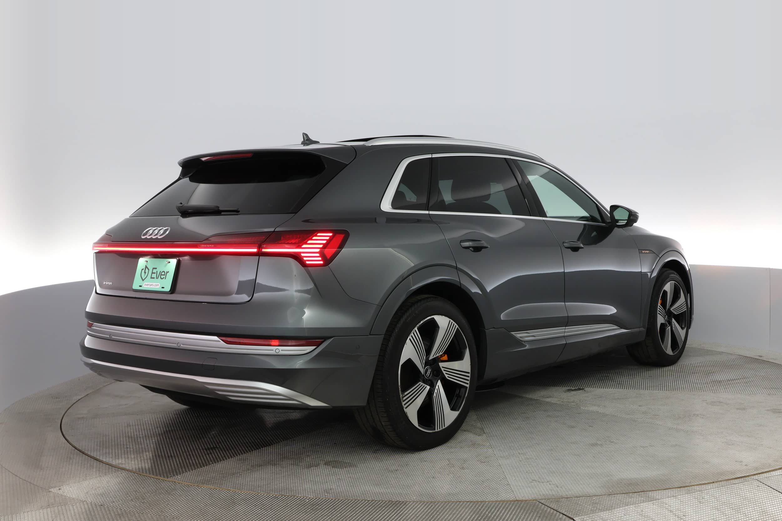 EverCar's Co. vehicle image for Audi e-tron - 2019 Prestige on EverCars Co.