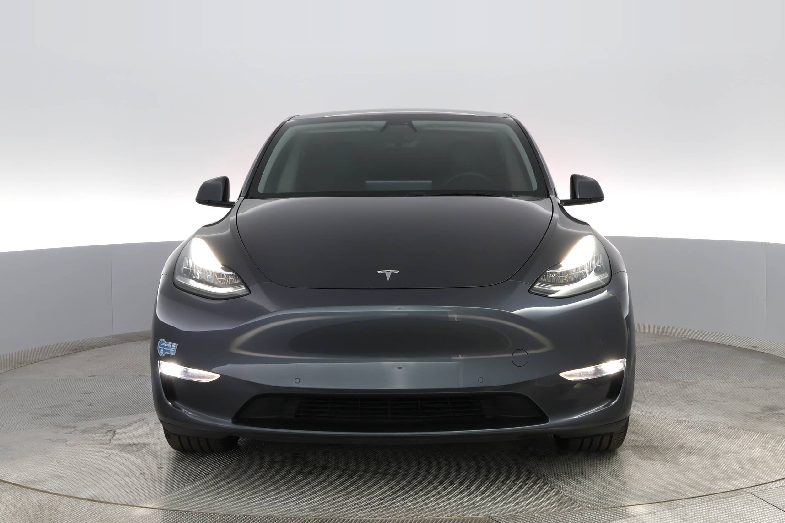 EverCar's Co. vehicle image for Tesla Model Y - 2021 Long Range AWD on EverCars Co.