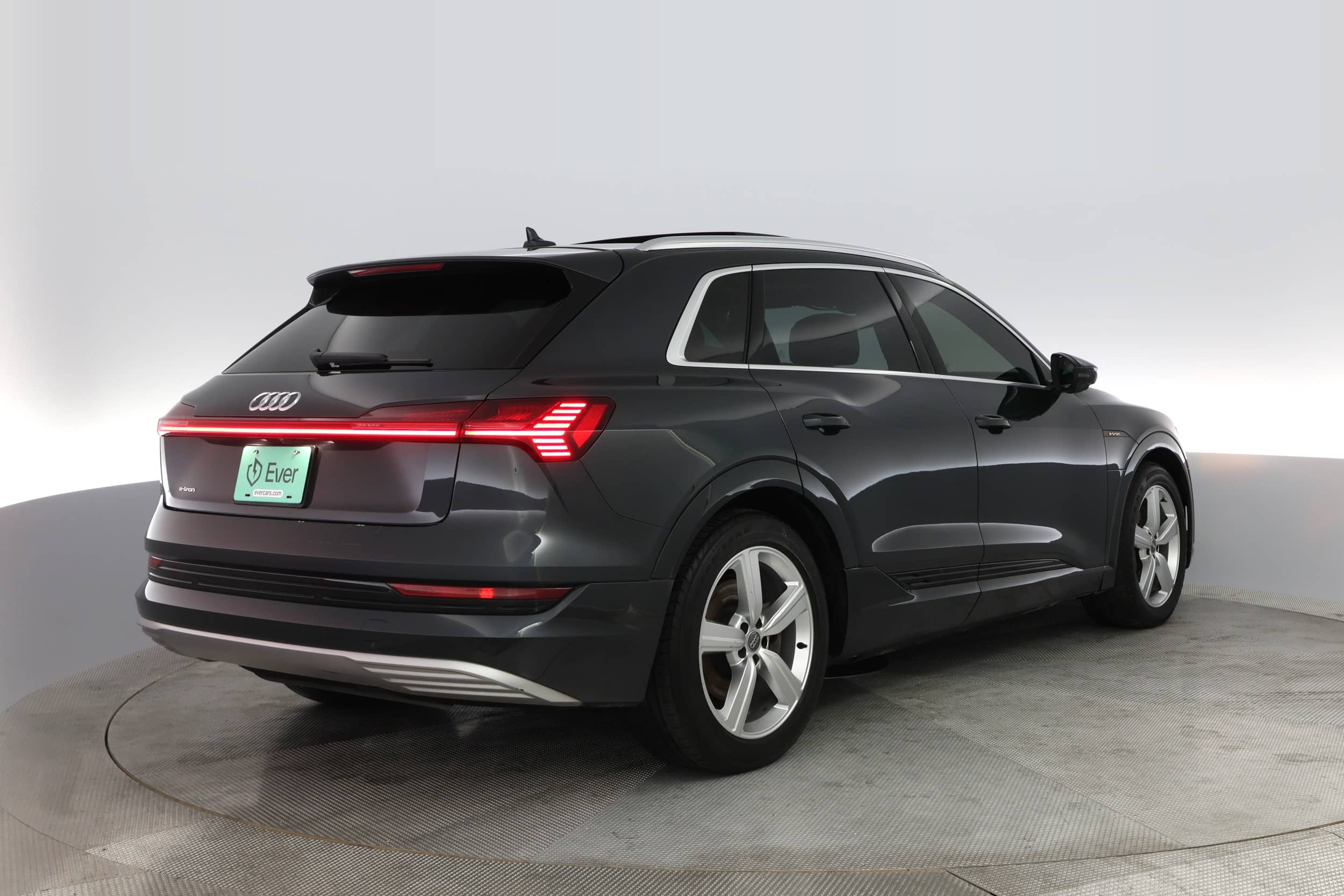 EverCar's Co. vehicle image for Audi e-tron - 2019 Prestige on EverCars Co.