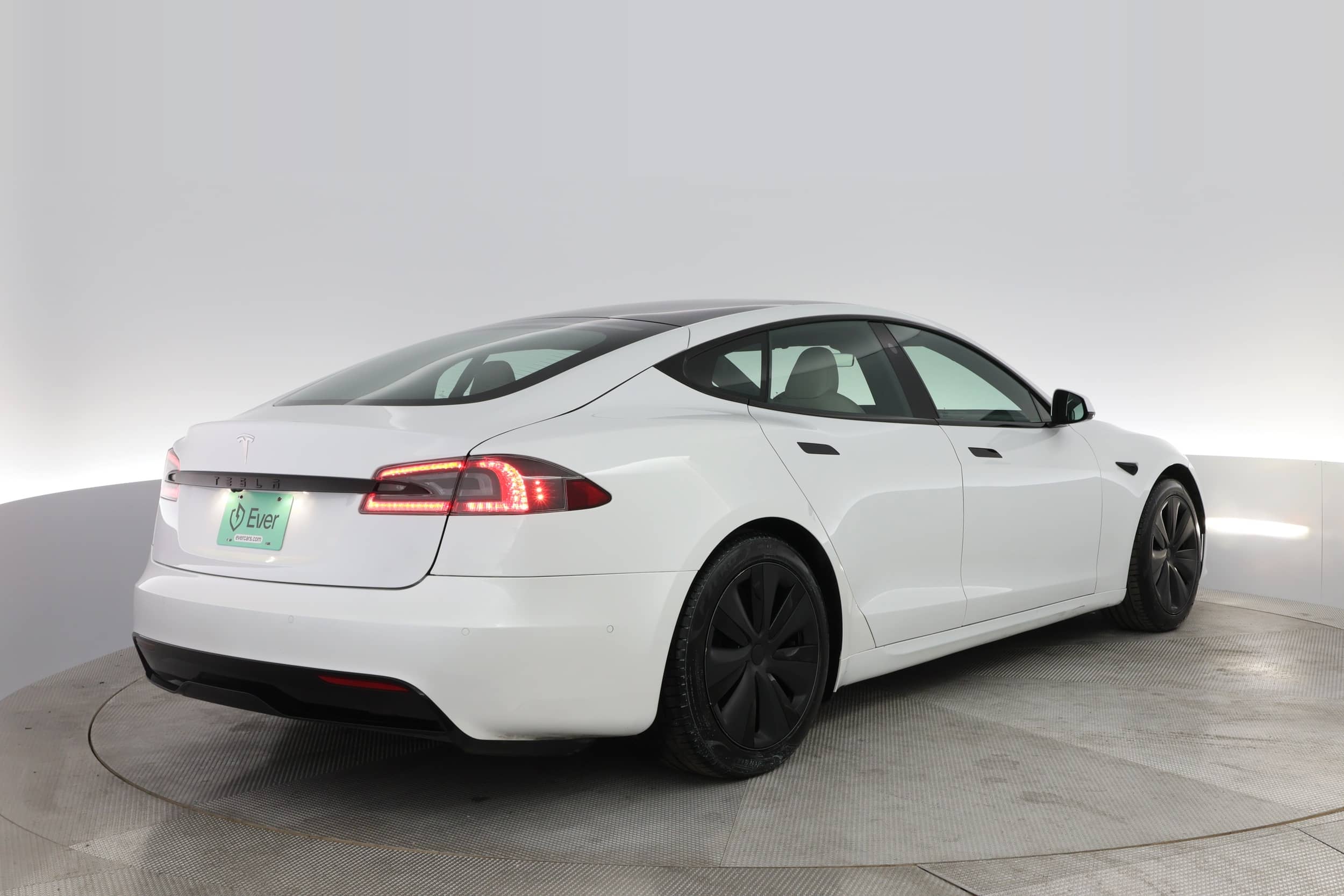 EverCar's Co. vehicle image for Tesla Model S - 2022 Long Range on EverCars Co.