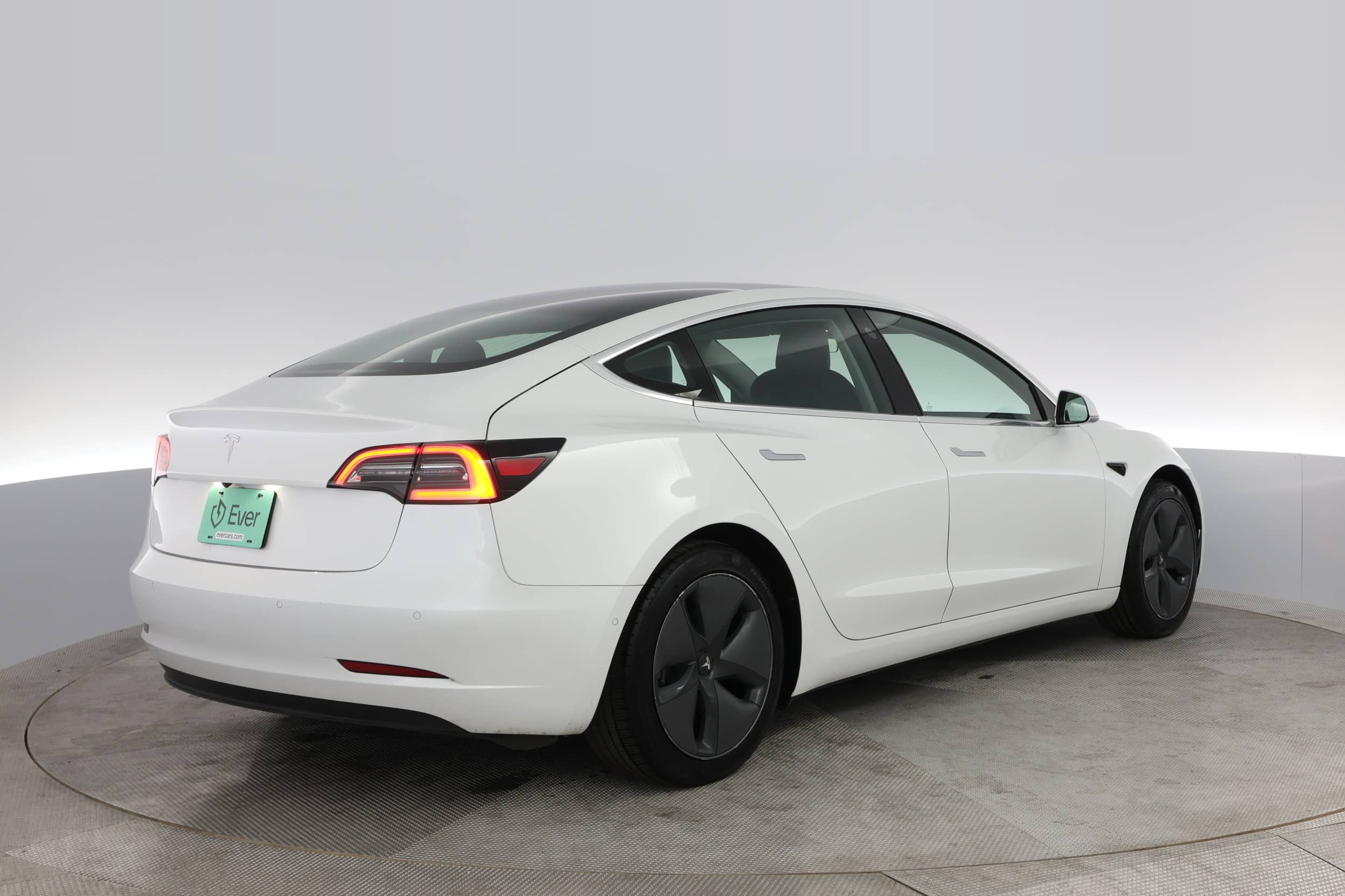 EverCar's Co. vehicle image for Tesla Model 3 - 2020 Standard Range Plus on EverCars Co.