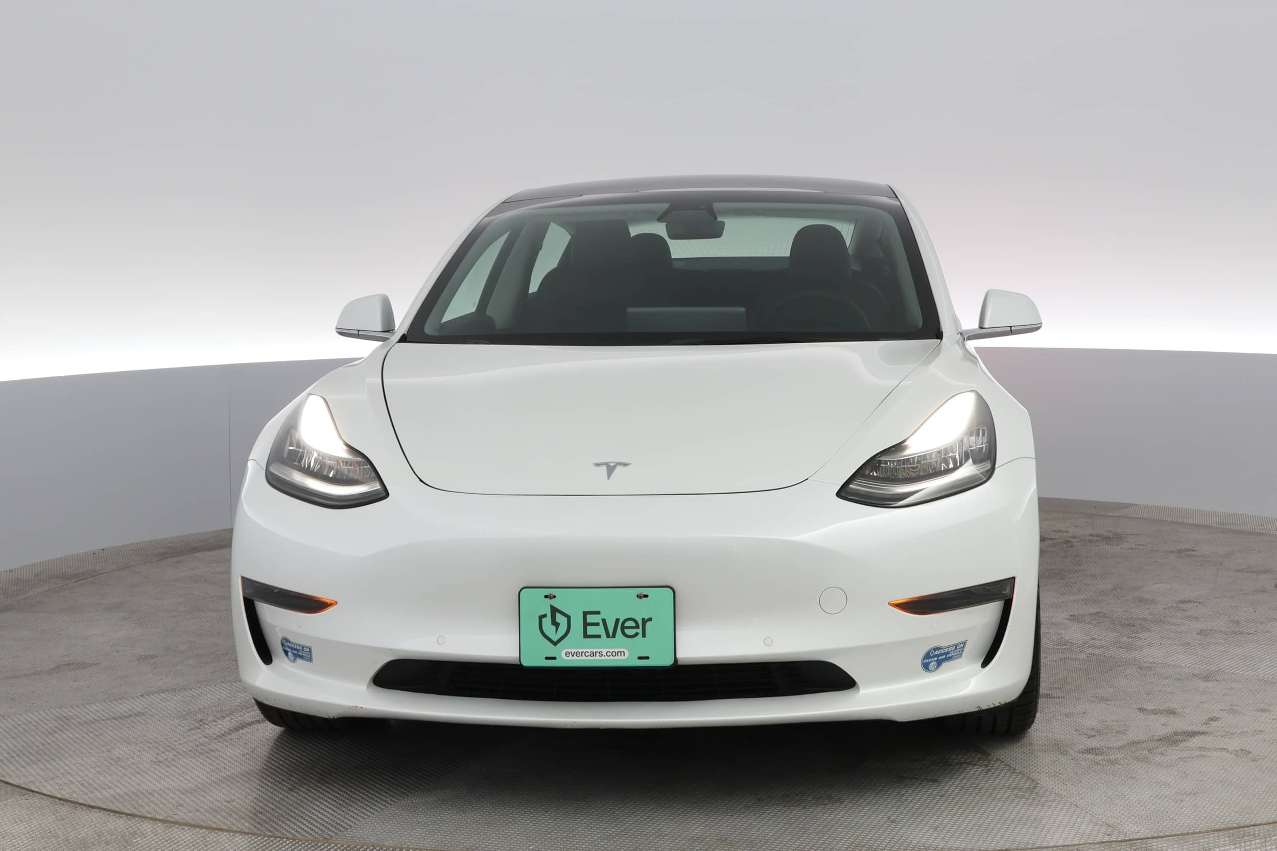 EverCar's Co. vehicle image for Tesla Model 3 - 2020 Standard Range Plus on EverCars Co.